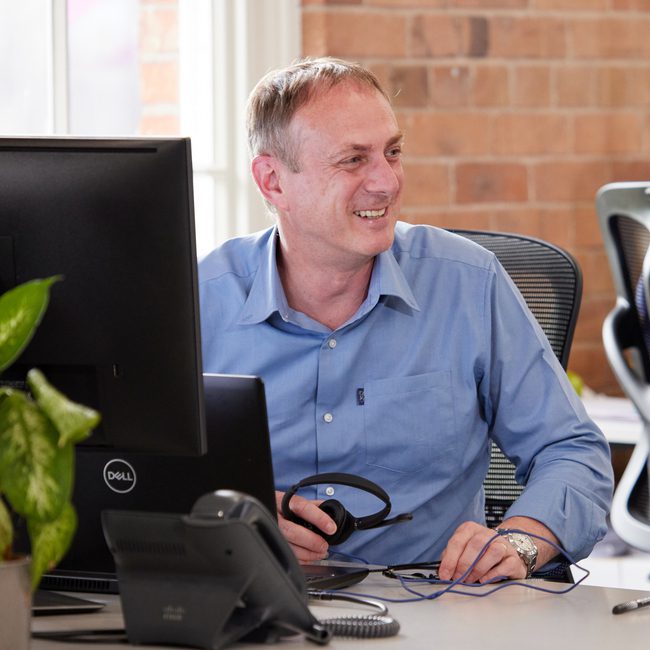 R 240617 N762 cropped 650x650