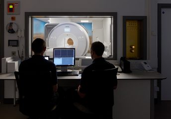 AHR-Hospital-AdvancedImagingCentre-Architecture-Interior4-Leeds