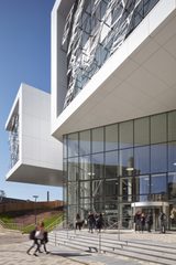 AHR-University-BarbaraHepworth-Architecture-Exterior6-Huddersfield