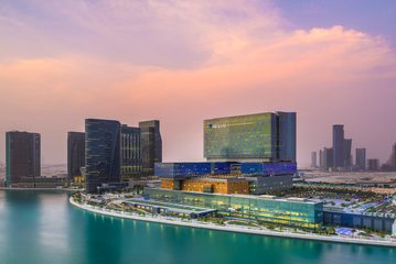 AHR-Healthcare-ClevelandClinic-Architecture-Exterior2-MiddleEast