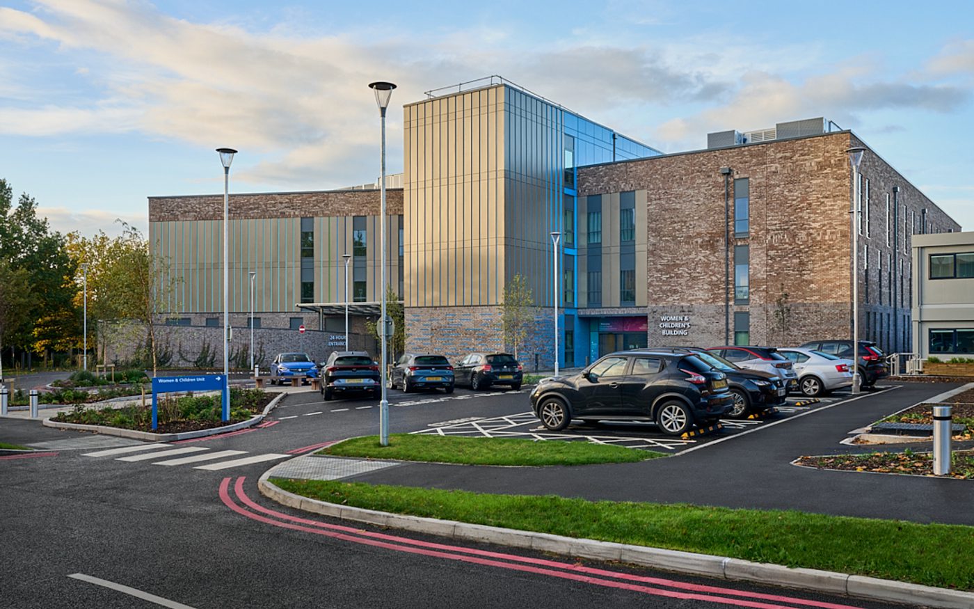 AHR Hospital Women and Children's Building Architecture Chester 36