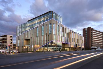 AHR university daphnesteelebuilding architecture Huddersfield 11