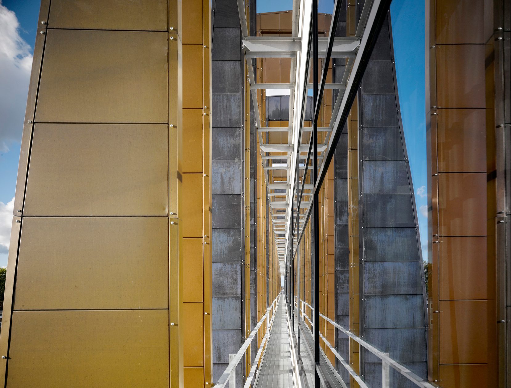 AHR secondaryschool HollandPark Architecture London 336