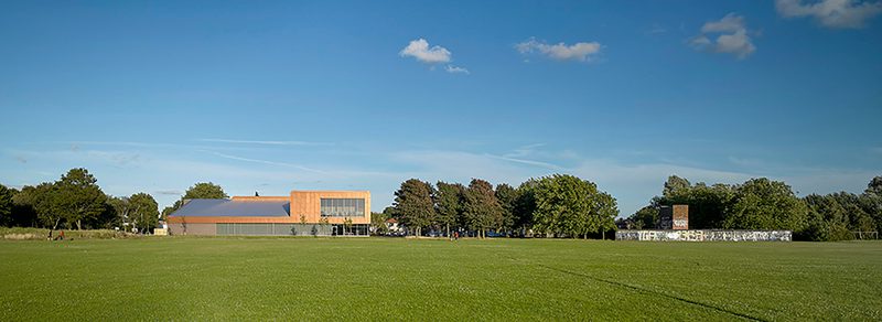 AHR-Leisure-HoughEndLeisureCentre-Architecture-Exterior7-Manchester