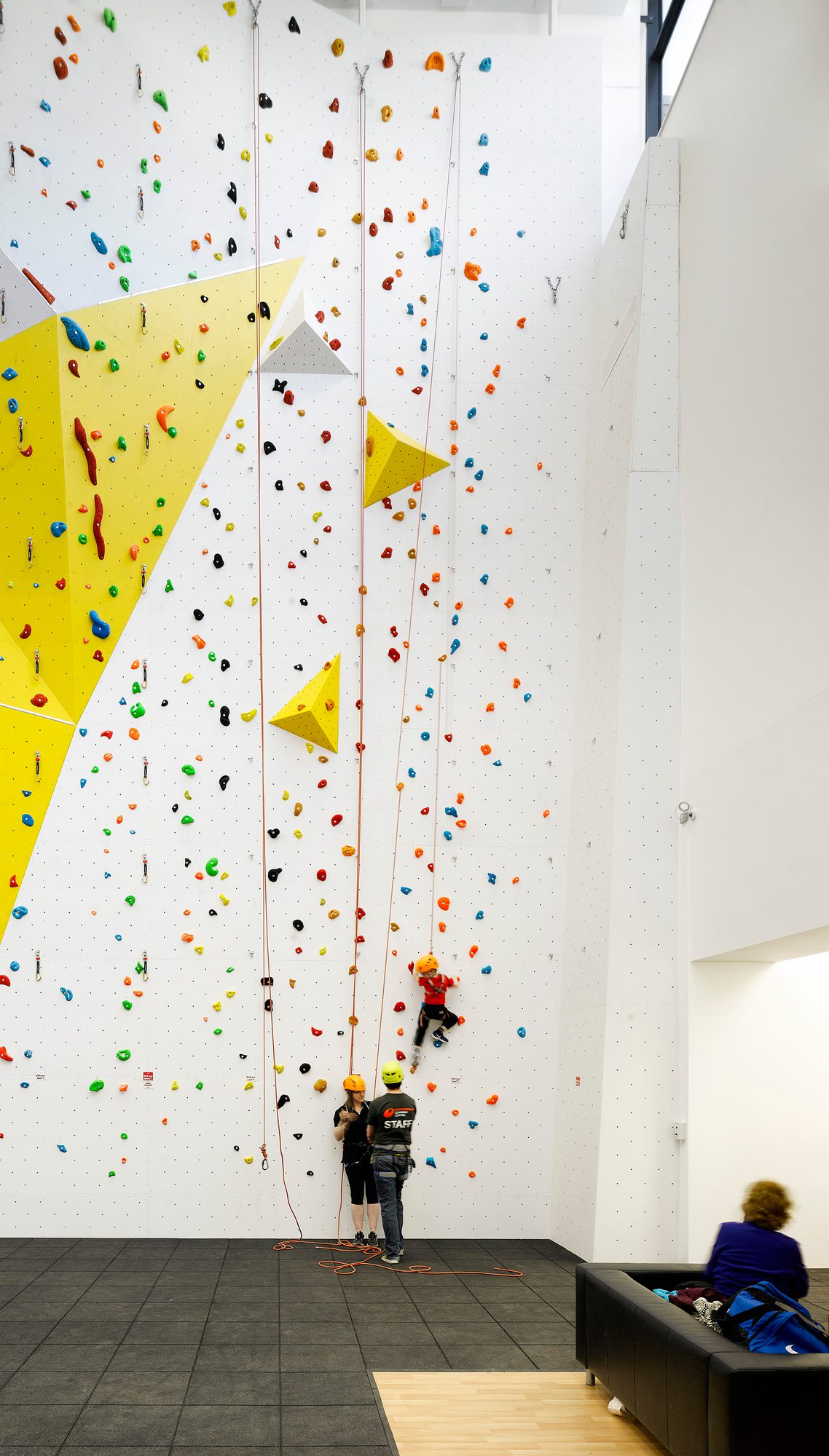 AHR-LeisureCentre-HuddersfieldLeisureCentre-Architecture-Interior1-Huddersfield