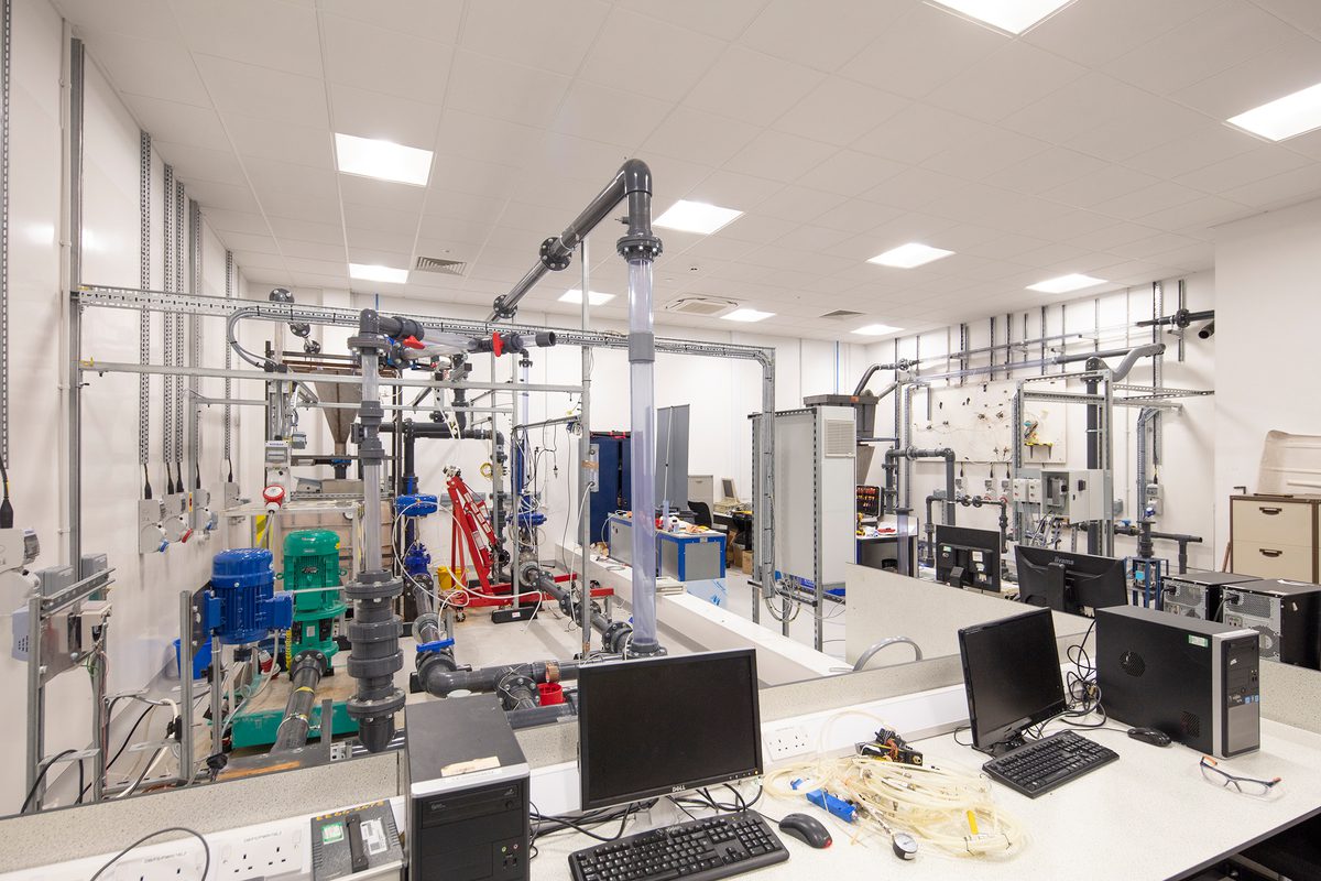 A state of the art facility within the Laura Annie Wilson Building, with computers and technical, specialist engineering equipment inside.