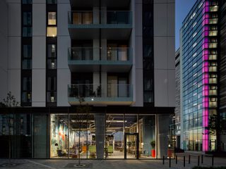 AHR-Housing-LightboxandtheGreenRooms-Architecture-Exterior6-Manchester