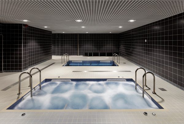 The hydrotherapy suite within the Manchester Institute of Health and Performance.