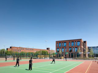 AHR-College-OldhamCollegeNorth-Architecture-Exterior3-Oldham