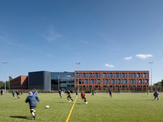 AHR-College-OldhamCollegeNorth-Architecture-Exterior4-Oldham