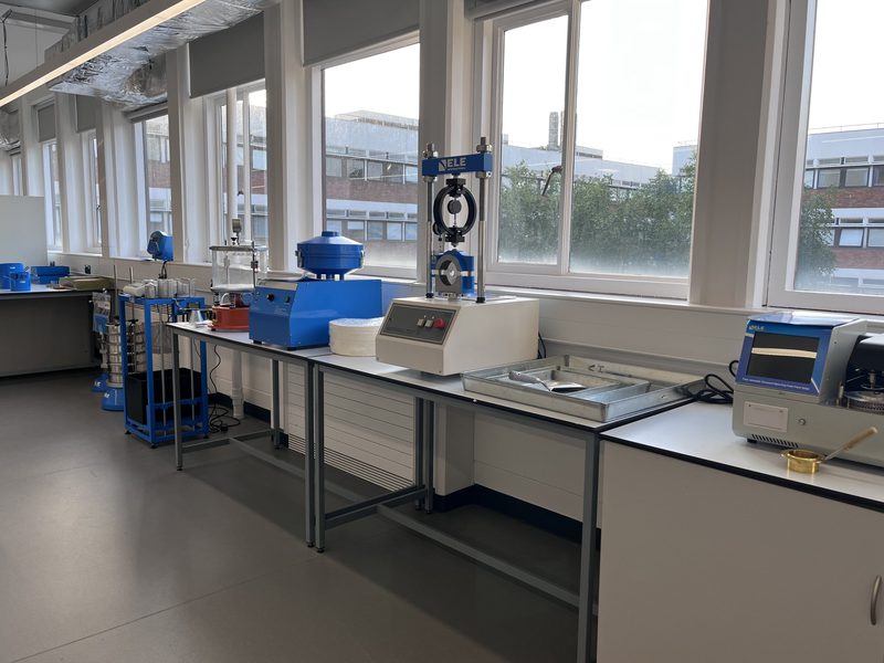 AHR Laboratory RobertBlackburn BuildingConsultancy Hull Windows4