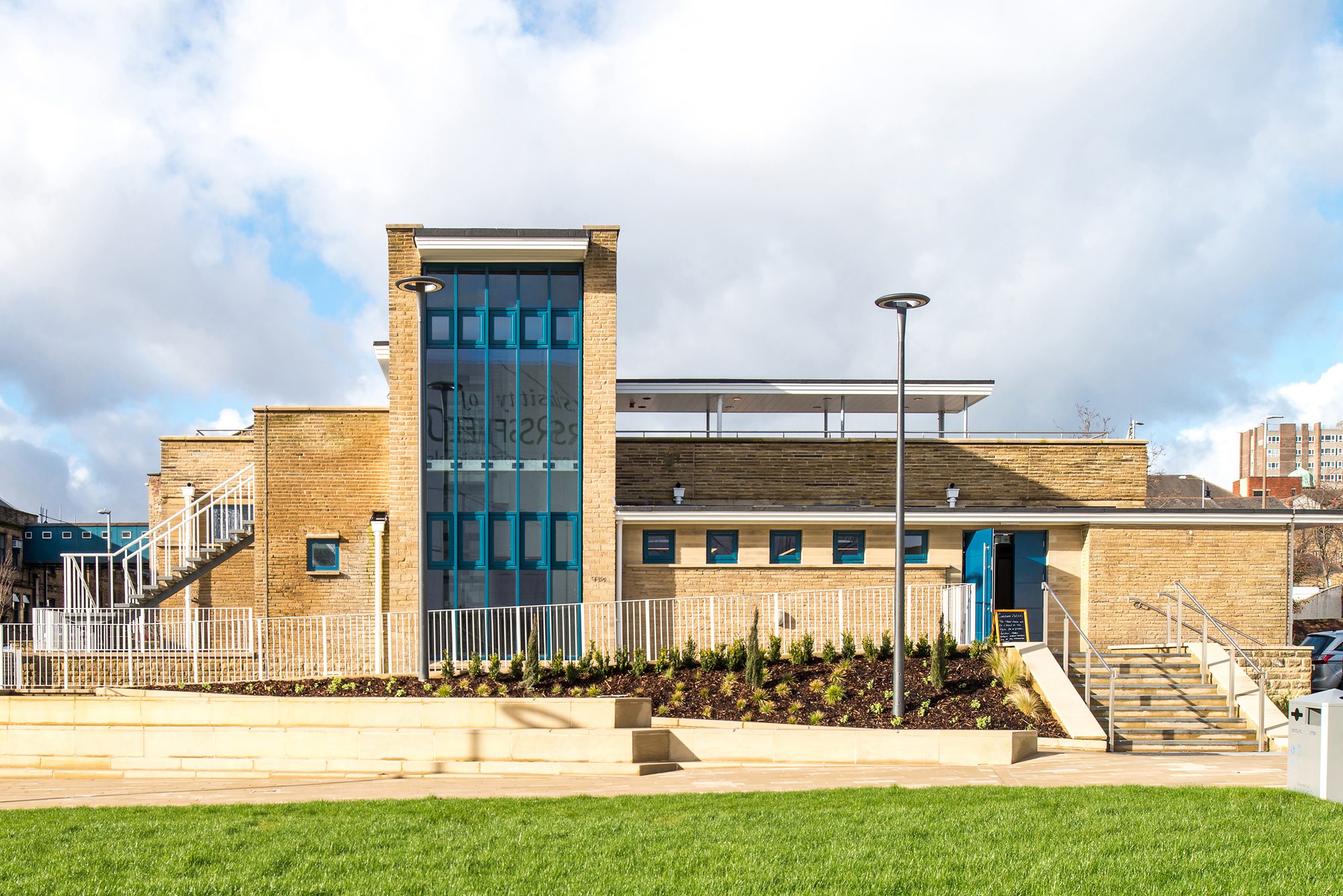 AHR University SovereignDesignHouse Buildingconsultancy Huddersfield exfullwidth2