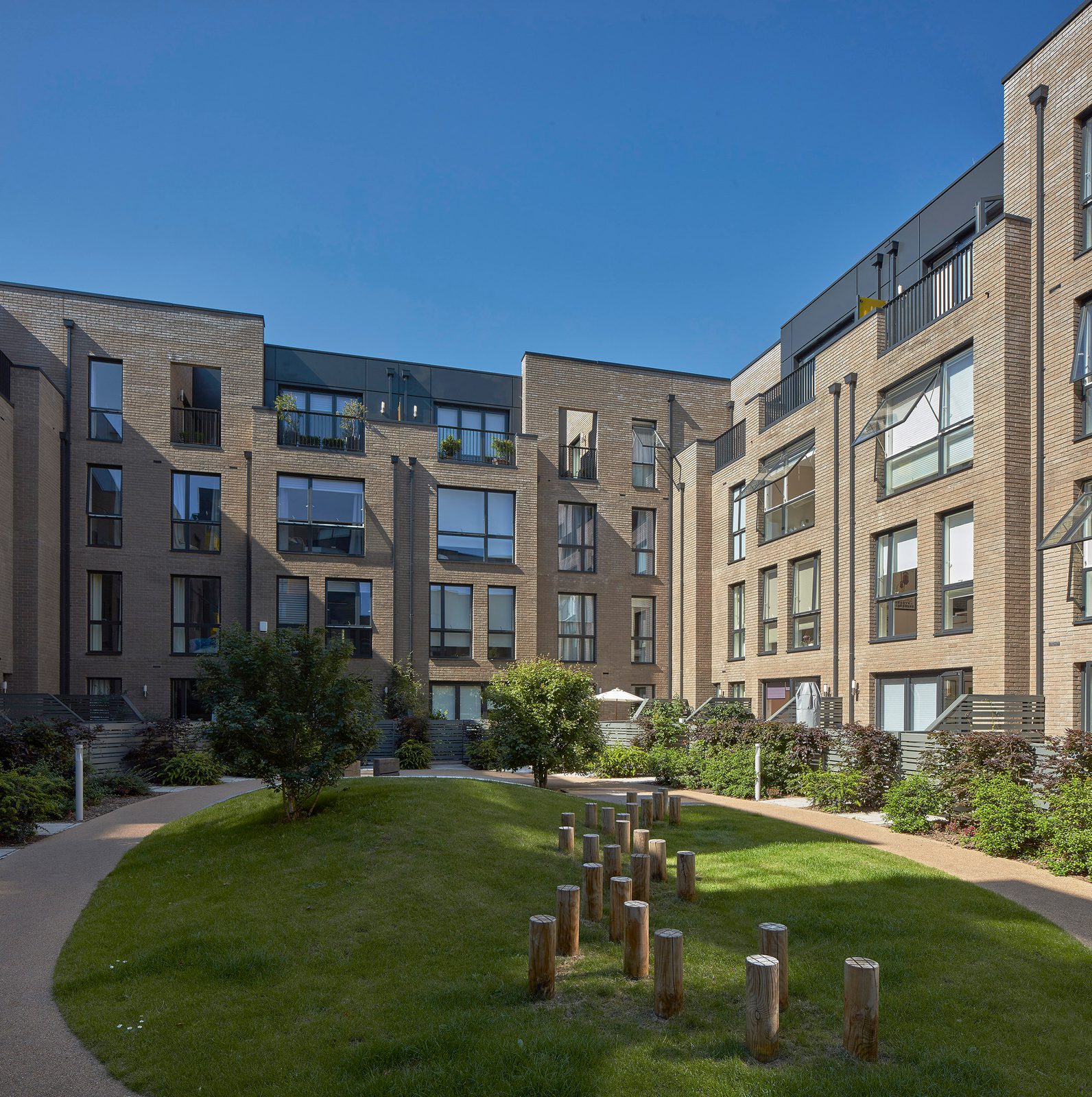 AHR-Housing-Exchange-Architecture-Exterior2-London