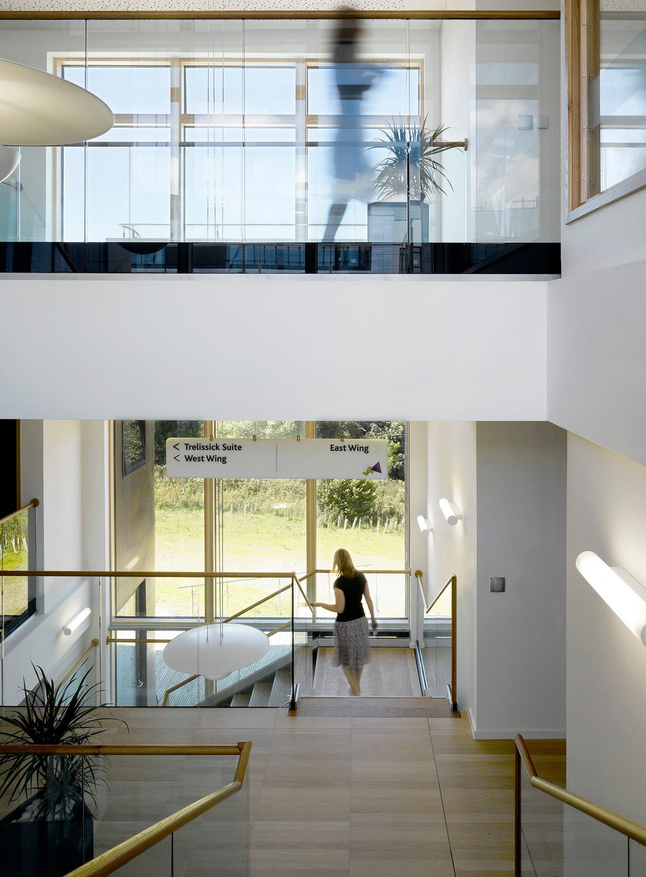 AHR-TechnologyandIndustrial-TremoughInnovationCentre-Architecture-Interior5-Bristol