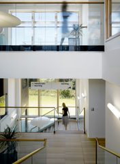 AHR-TechnologyandIndustrial-TremoughInnovationCentre-Architecture-Interior5-Bristol