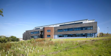 AHR-TechnologyandIndustrial-TremoughInnovationCentre-Architecture-Exterior7-Bristol