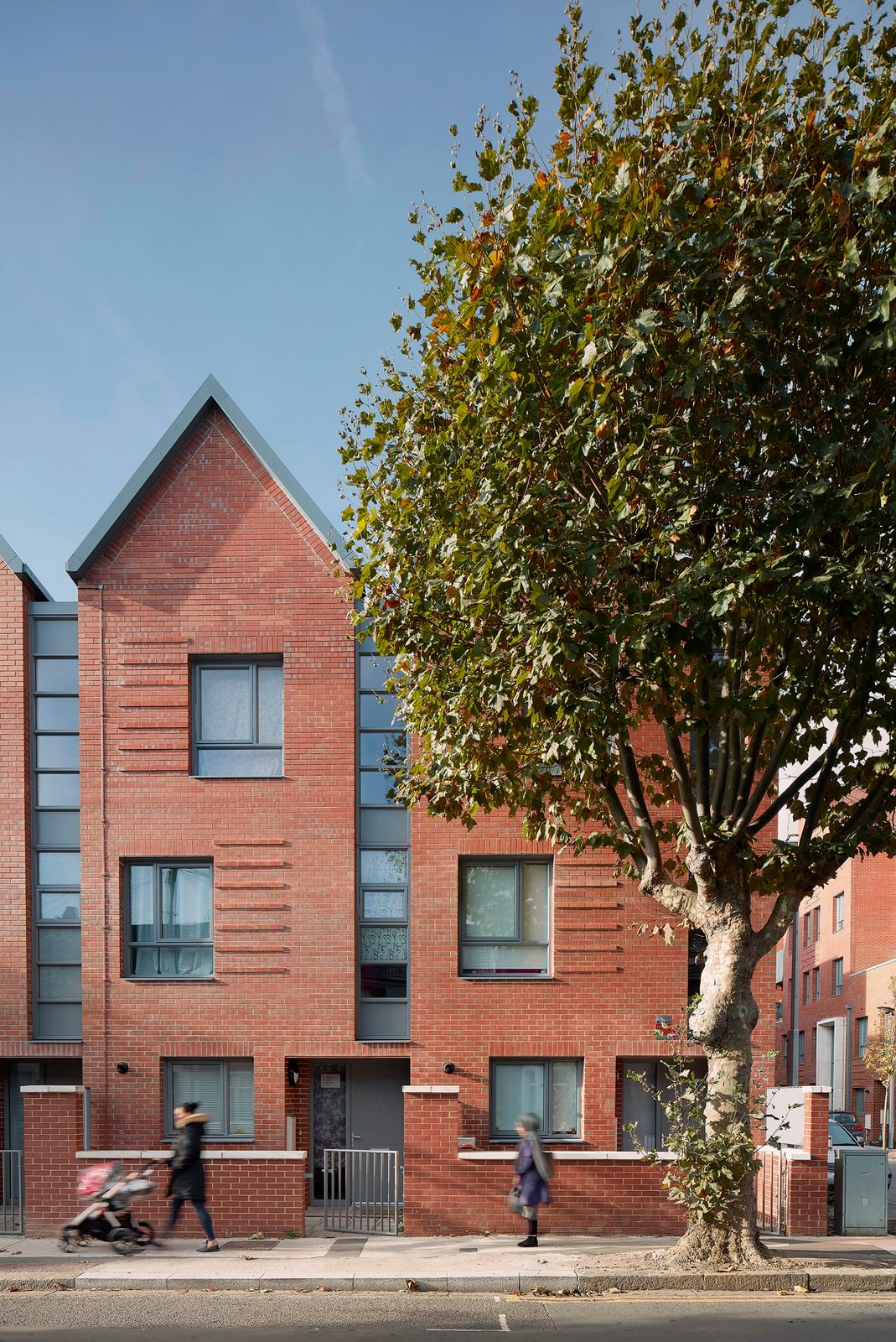 AHR-Housing-UptonVillage-Architecture-Exterior4-London