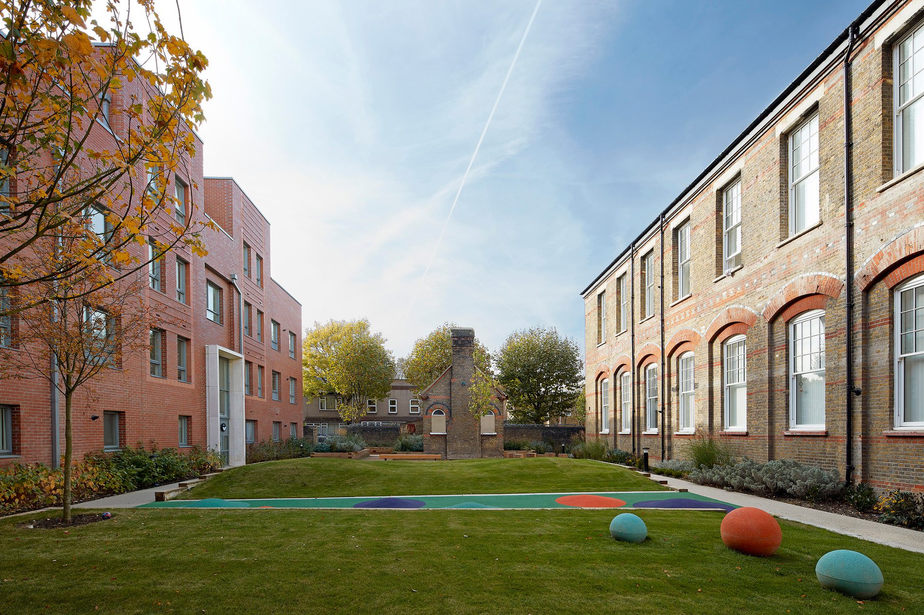 AHR-Housing-UptonVillage-Architecture-Exterior5-London