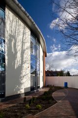 AHR-Hospital-WrexhamMaelor-Architecture-Exterior1-Wrexham